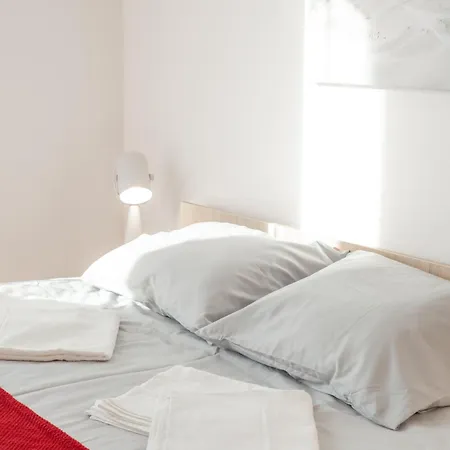 Apartment Homyvibes With Free Parking And Self Check-in *