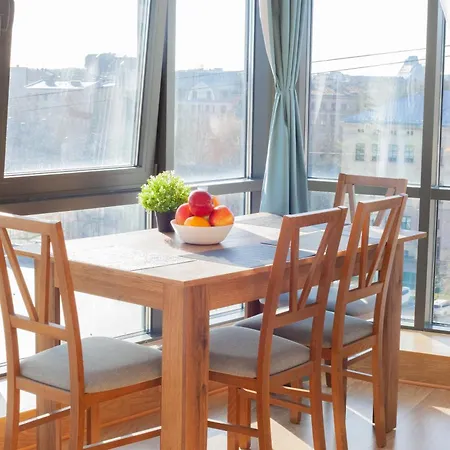 Homyvibes With Free Parking And Self Check-in Apartment *